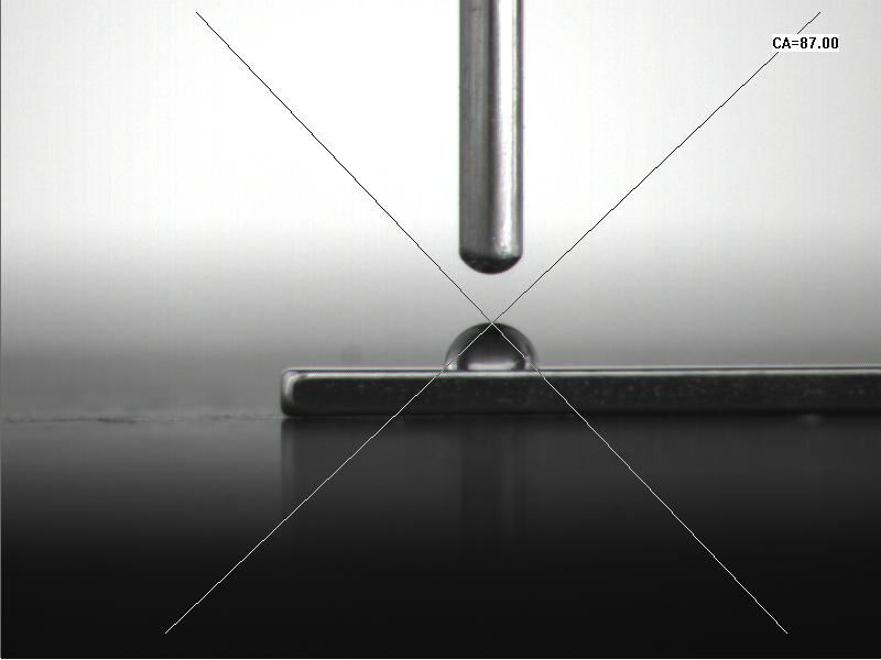 微型电机带磁钢使用等离子处理机处理前水滴角-普乐斯
