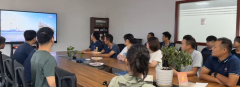 昆山普乐斯电子科技全体员工观看九三阅兵，弘扬爱国主义精神